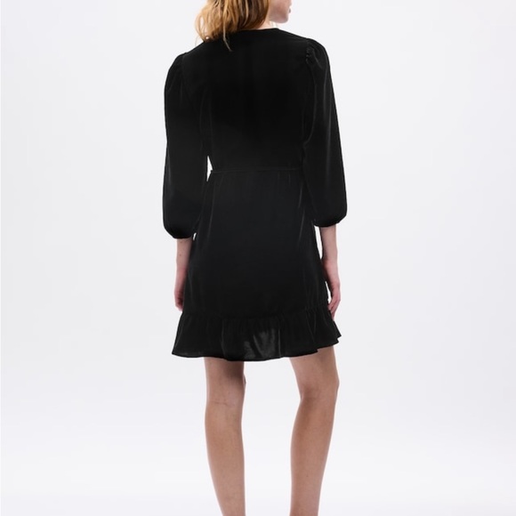 Gap Black Velvet Wrap Dress, M, NWT - Picture 2 of 7
